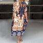 Bedrucktes, lockeres Midikleid mit V-Ausschnitt